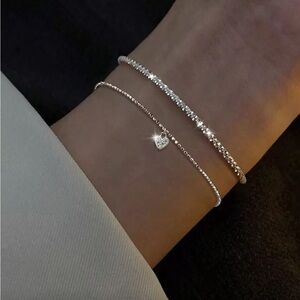 Layered silver bracelet set